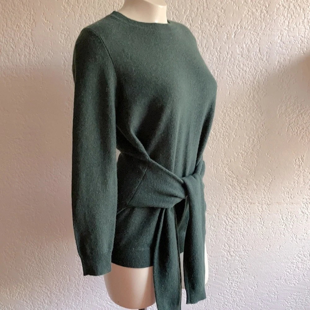 𝅺ANTONIO MELANI 100% cashmere “LESLEY” dark green sweater.XS